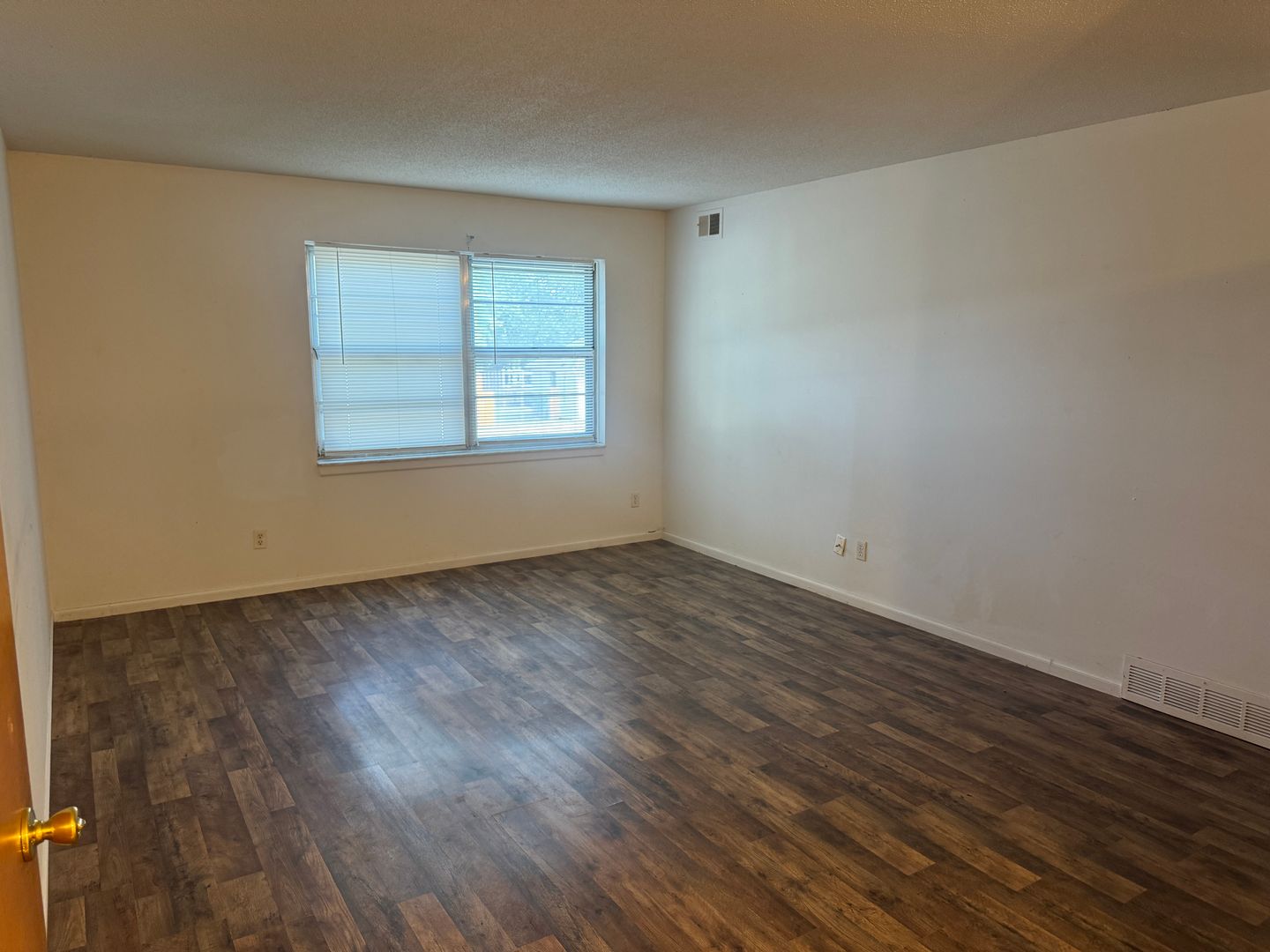 St. Joseph Apartment: 425 N 25th St.