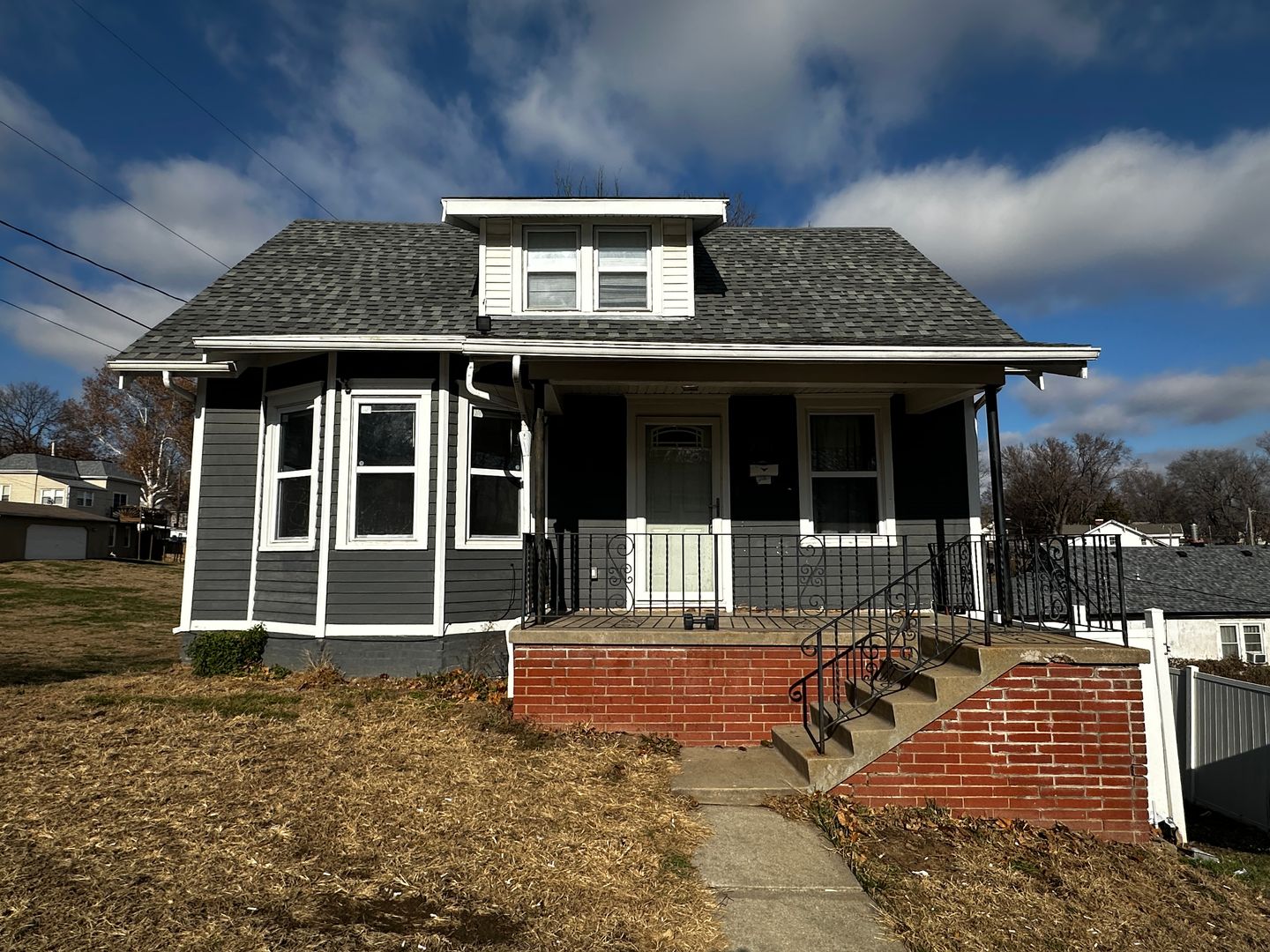 St. Joseph House: 215 E Cherry St.