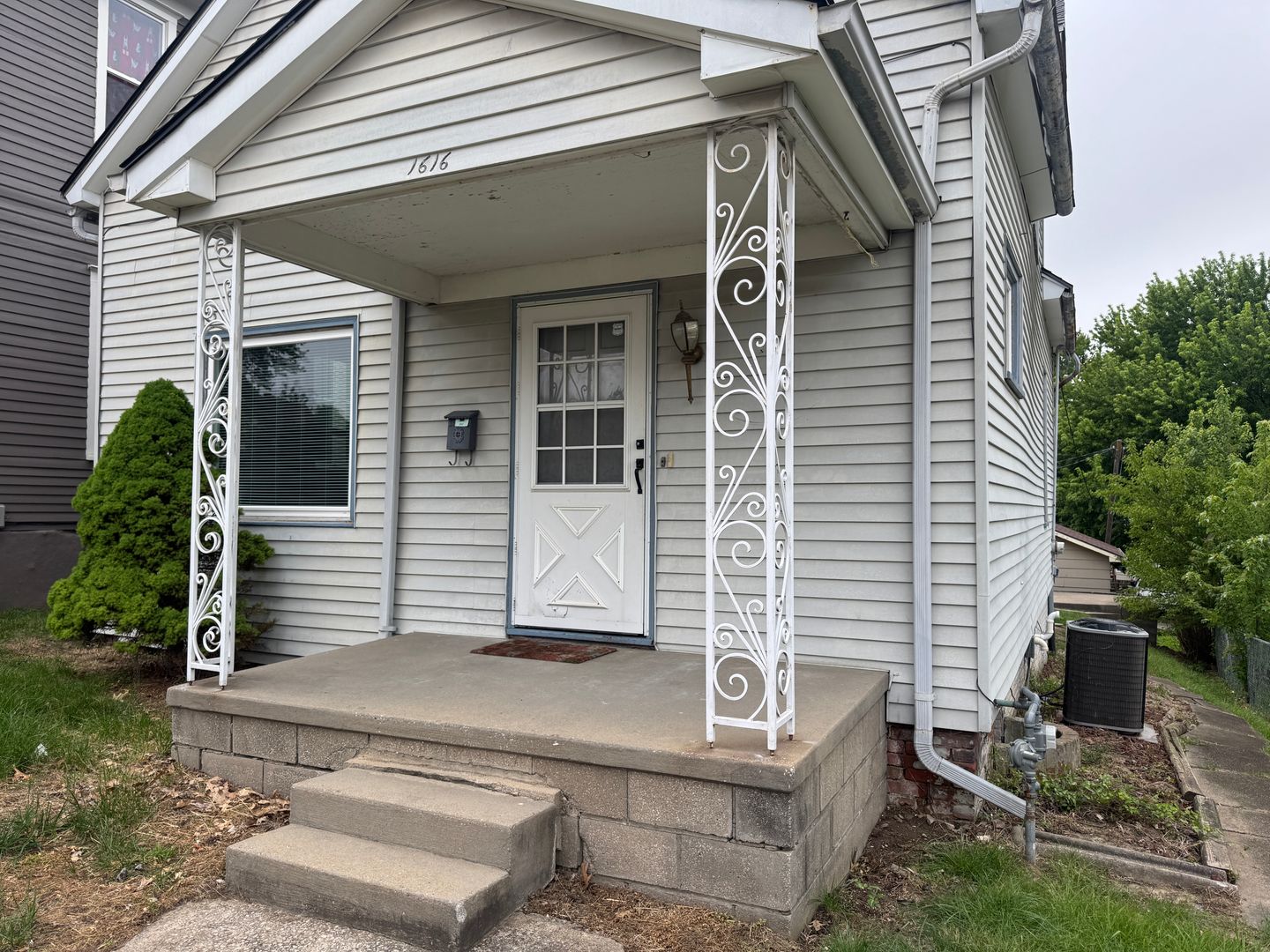 St. Joseph House: 1616 S 25th St.