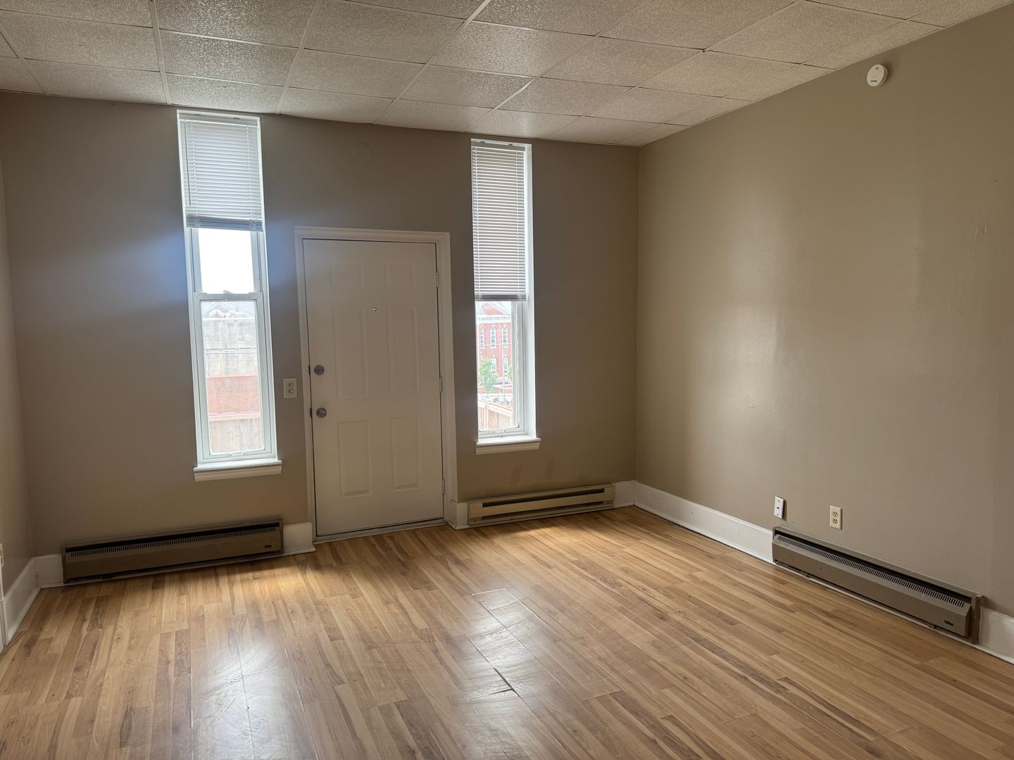 St. Joseph Apartment: 508 N 5th St.