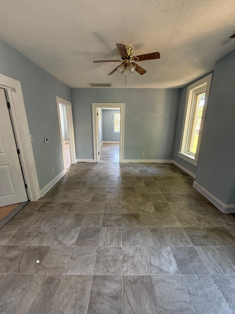 St. Joseph Apartment: 1332 Buchanan Ave.
