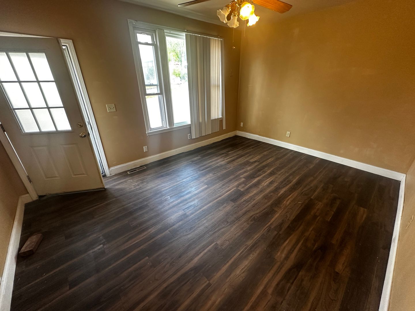 St. Joseph Apartment: 1106 Olive St.