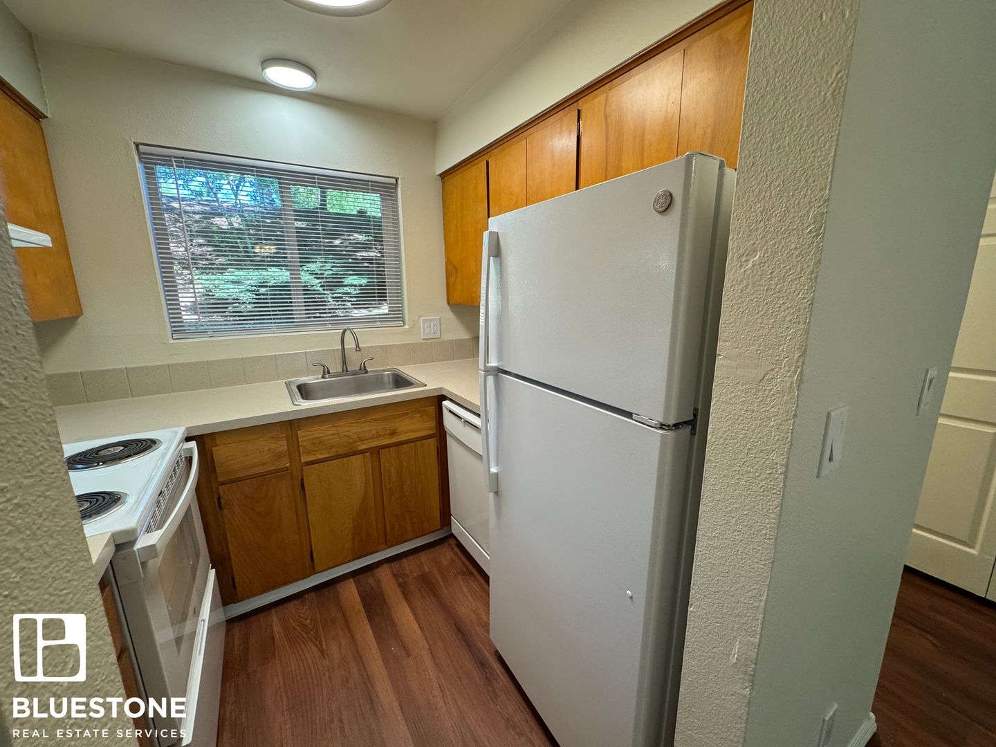 Milwaukie Apartment: 11850 SE 26th