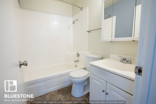 Top Floor 1 Bedroom Near Orange Line -1st month free with 13 month lease