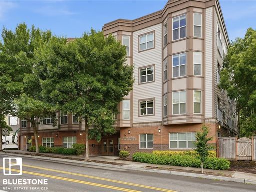 STUDIO apartment in beautiful Sellwood neighborhood coming soon! – photo 1