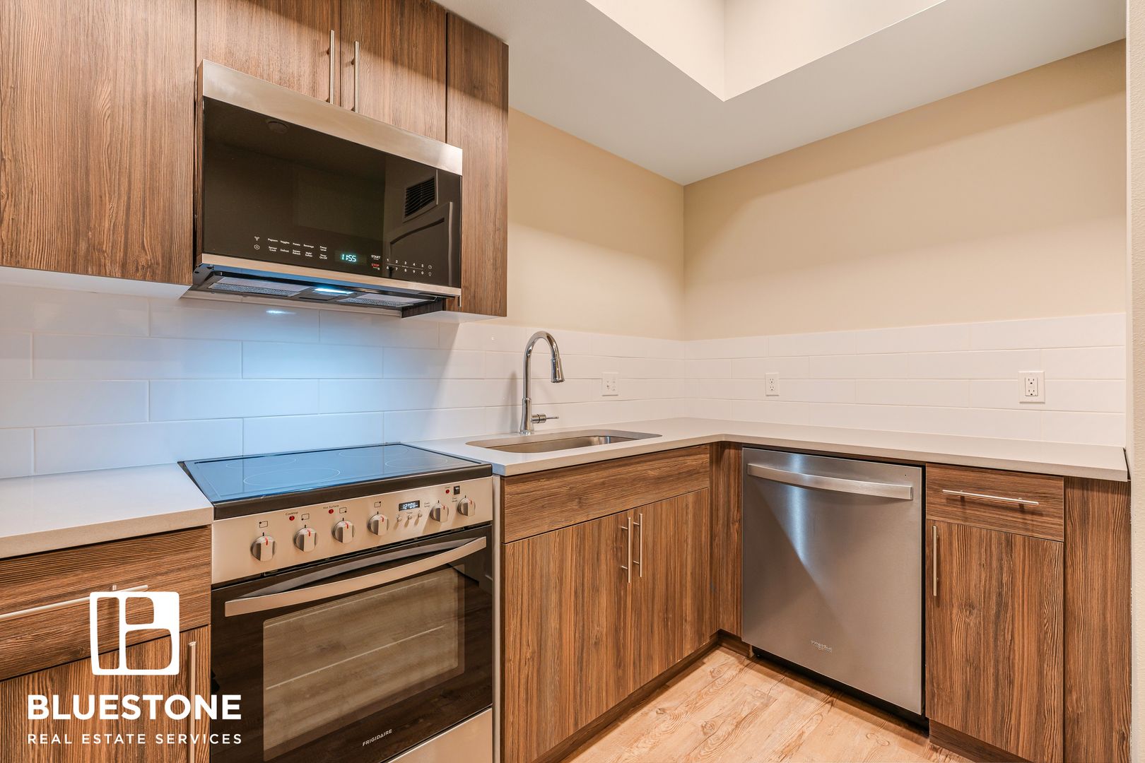 Portland Apartment: 1311 SW Gibbs Street