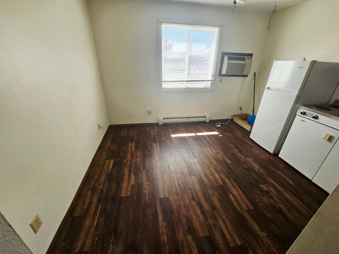 Bismarck Apartment: 2007 E Divide Ave