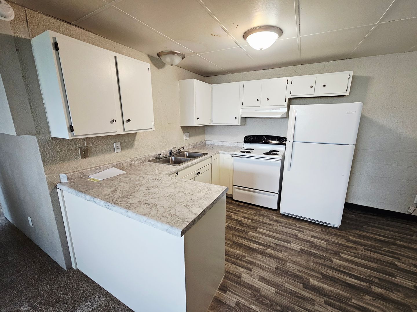 Bismarck Apartment: 1008 Portland Drive
