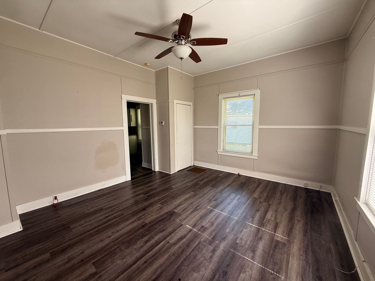 Jackson House: 223 N Tennessee St