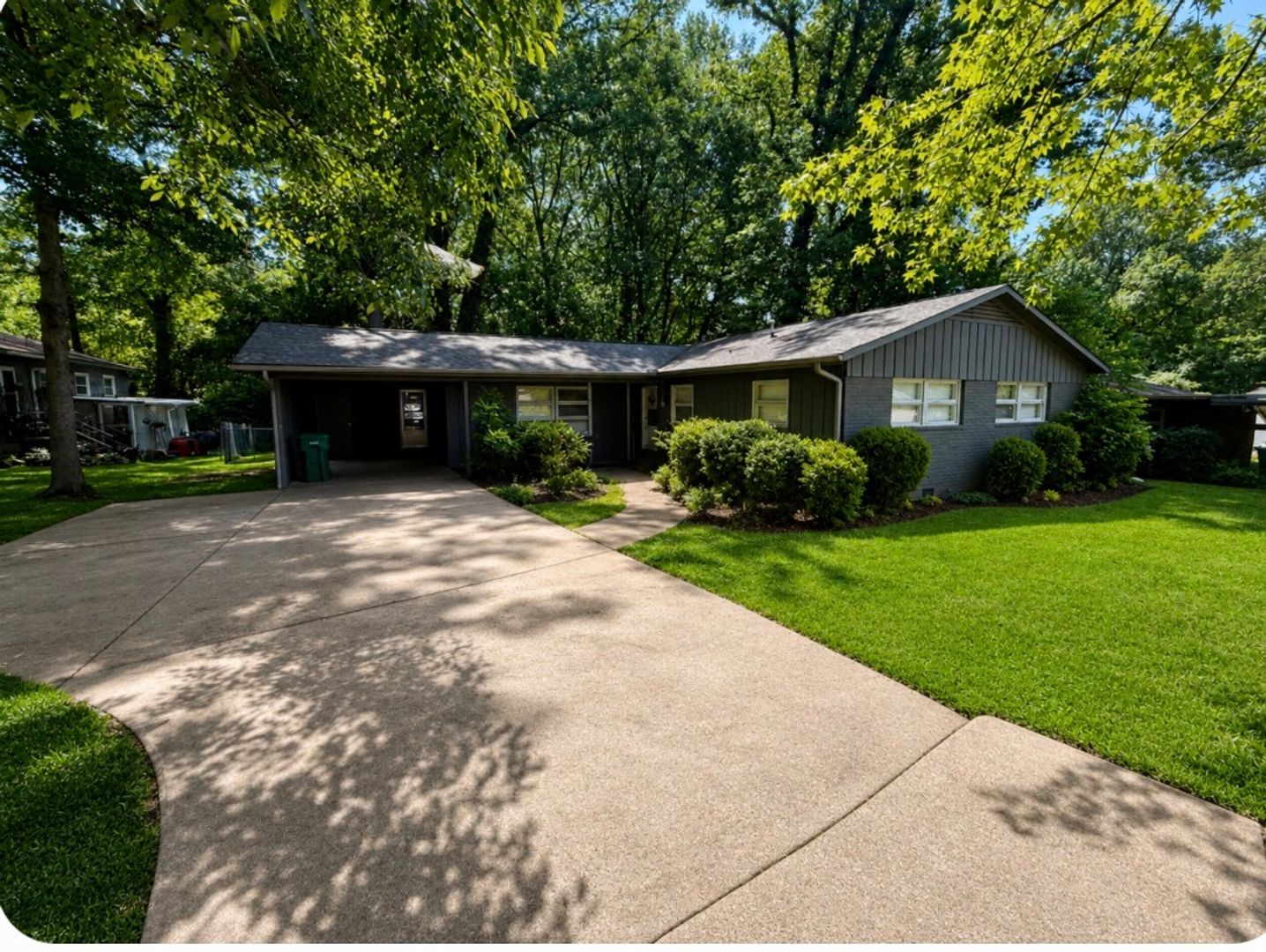 Jackson House: 36 Beechwood Drive