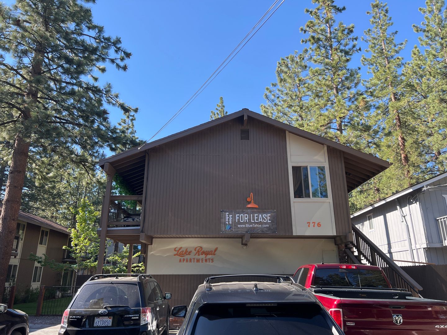 South Lake Tahoe Apartment: 772-776 Tallac Ave