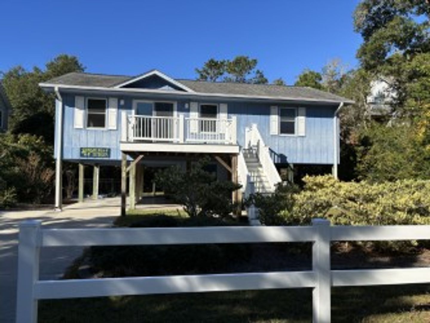 Emerald Isle House: 133 Doe Drive