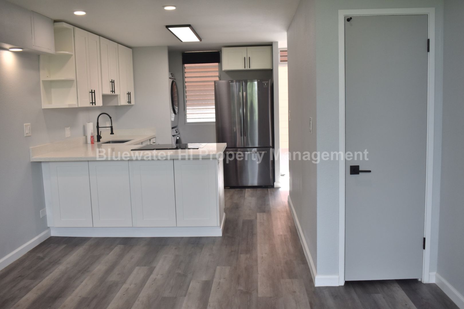 Kaneohe Condo: 46-259 Kahuhipa St. #313B