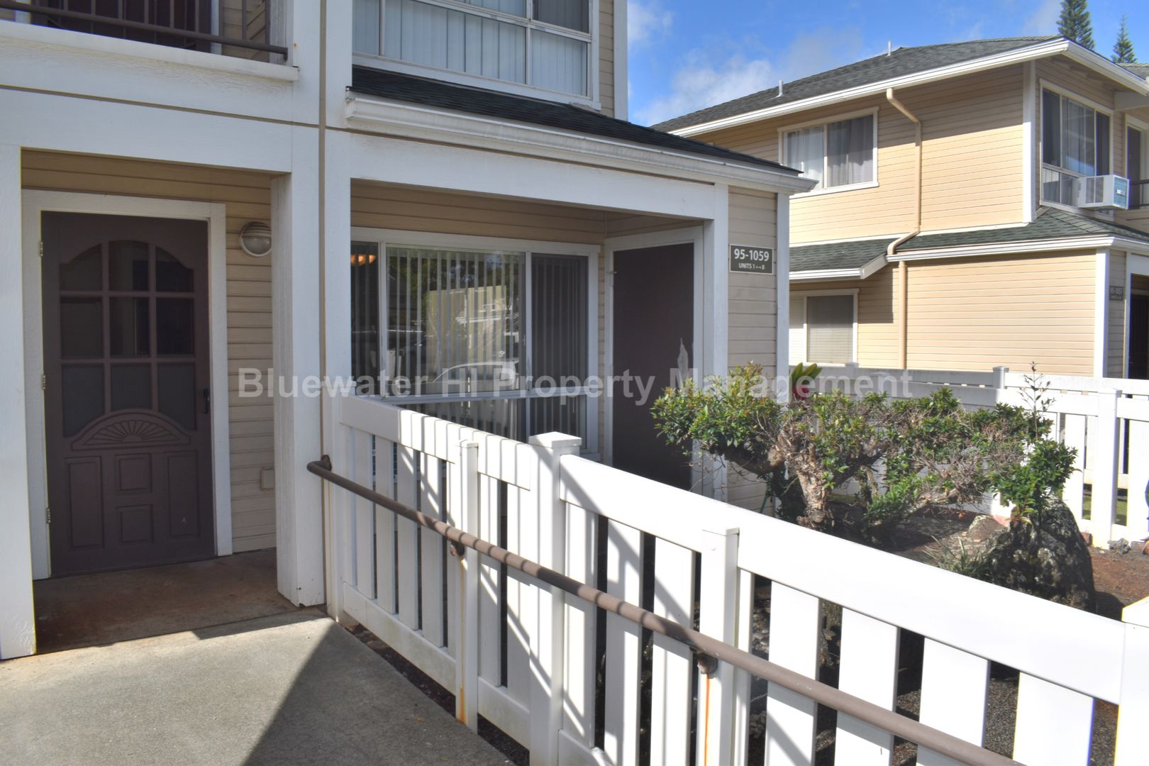 Mililani Townhome: 95-1059 Koolani Dr #8