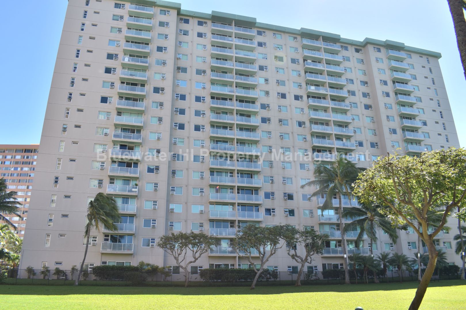 Honolulu Condo: 3009 Ala Makahala Pl. #1212