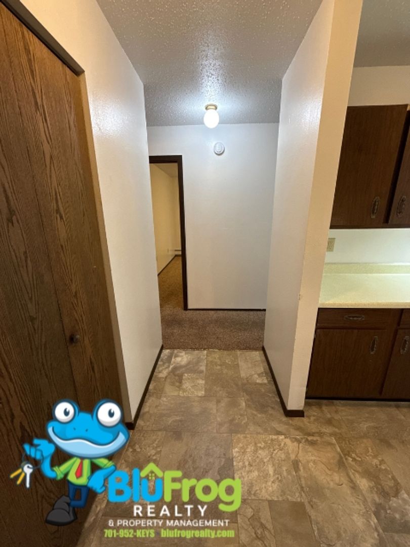 Jamestown Apartment: 1507 11th Ave NE