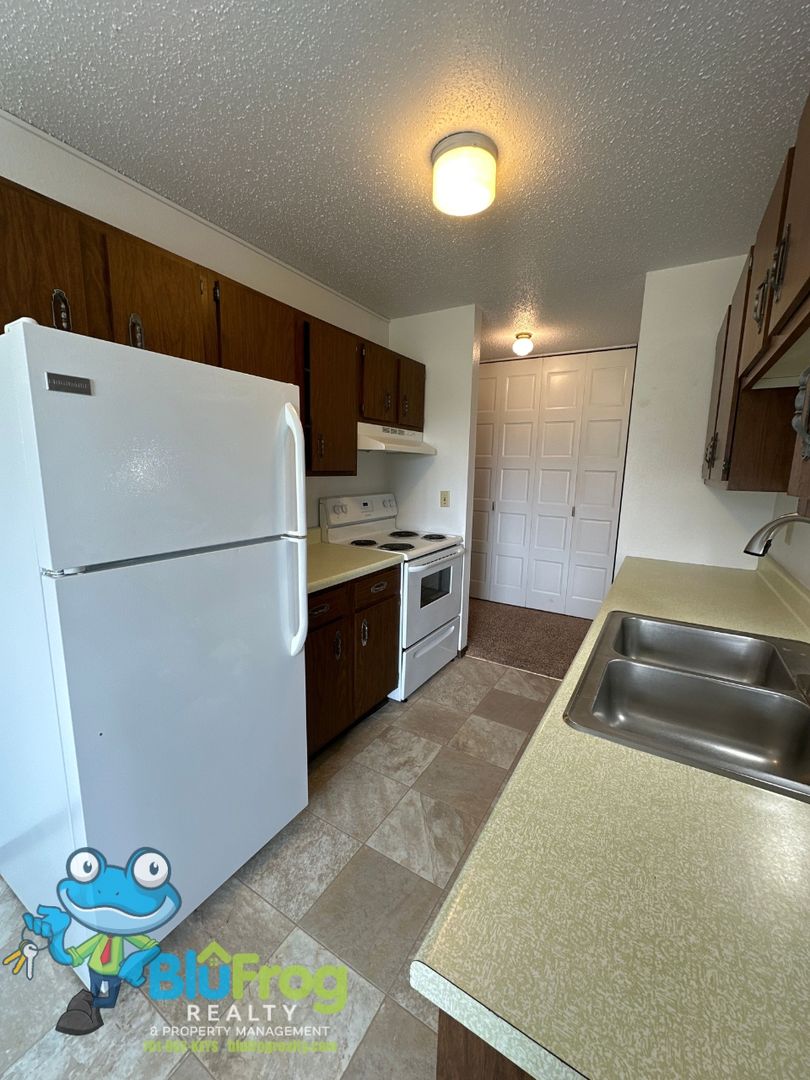 Jamestown Apartment: 1507 11th Ave NE