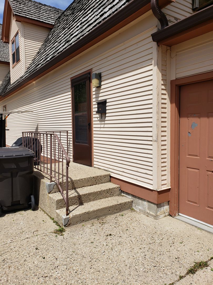 JAMESTOWN Apartment: 406 1ST AVE N