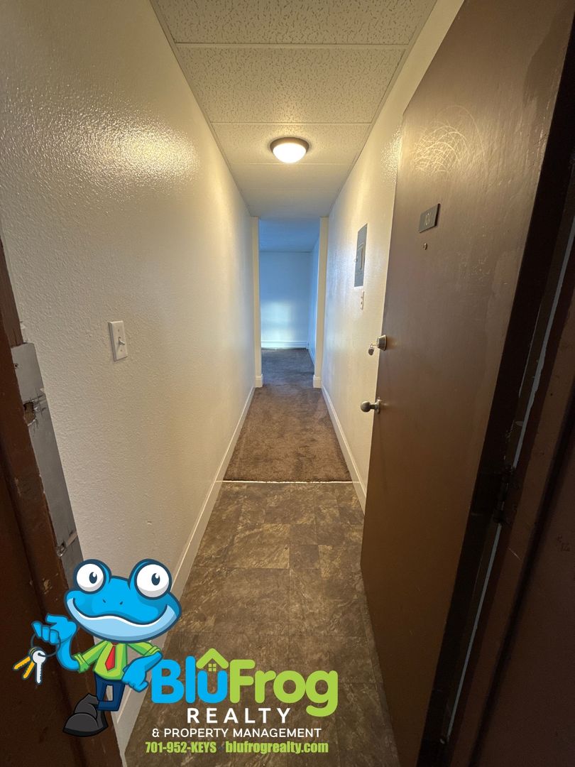 Jamestown Apartment: 402 2nd Ave NW - 101