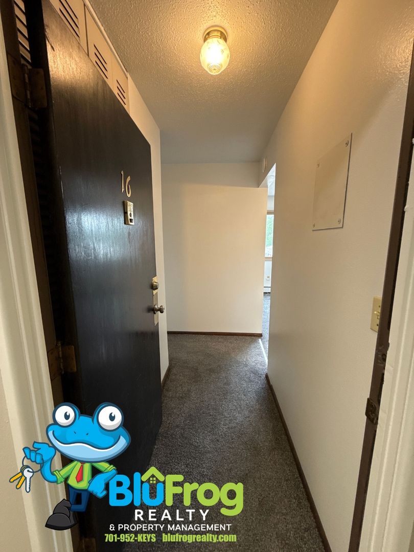 Jamestown Apartment: 909 12th Ave NE