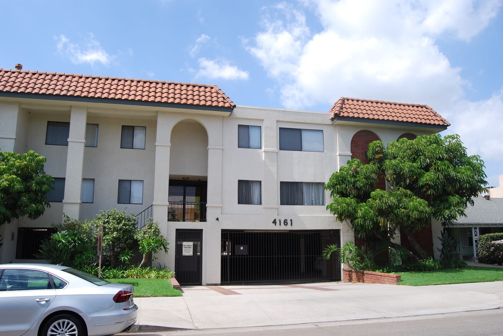 Studio City Apartment: 4161 Tujunga Avenue