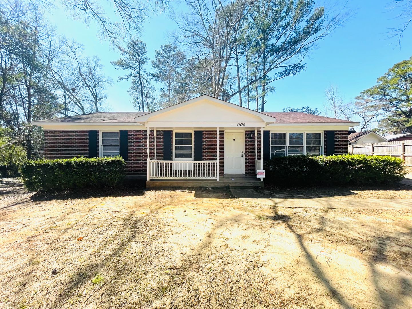 Montgomery House: 1104 Fairfax Court