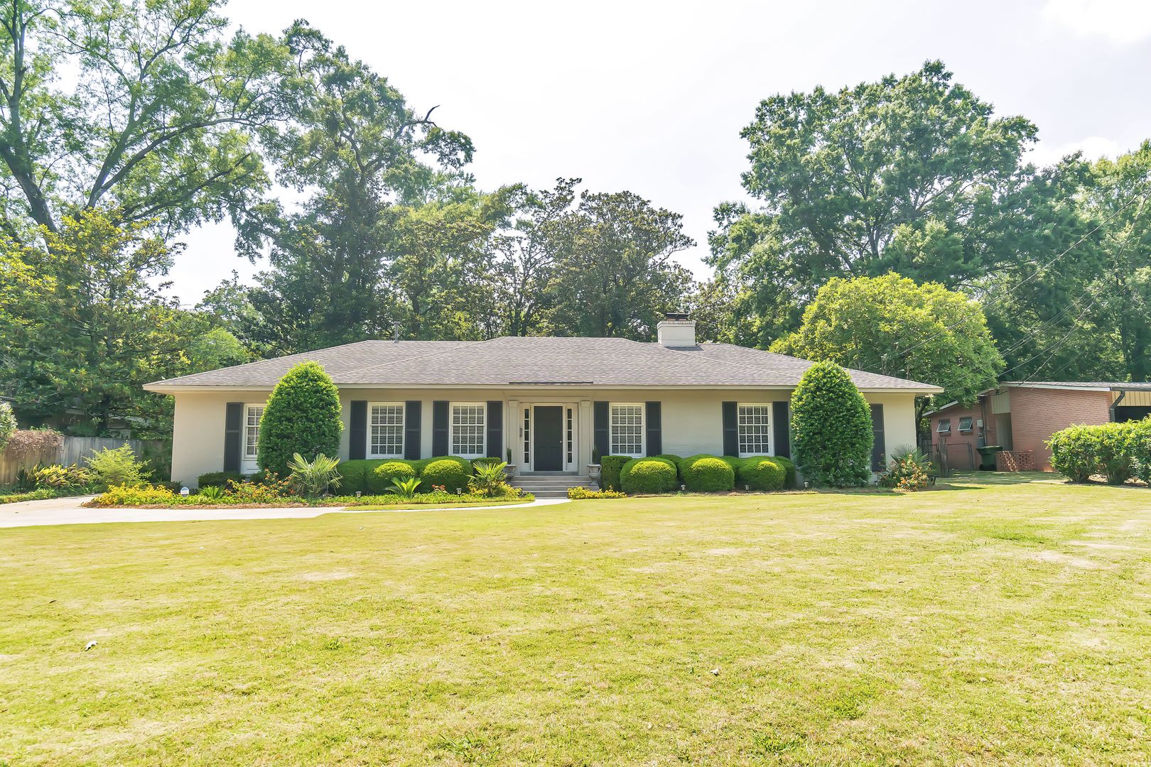 Montgomery House: 3332 Allendale Place