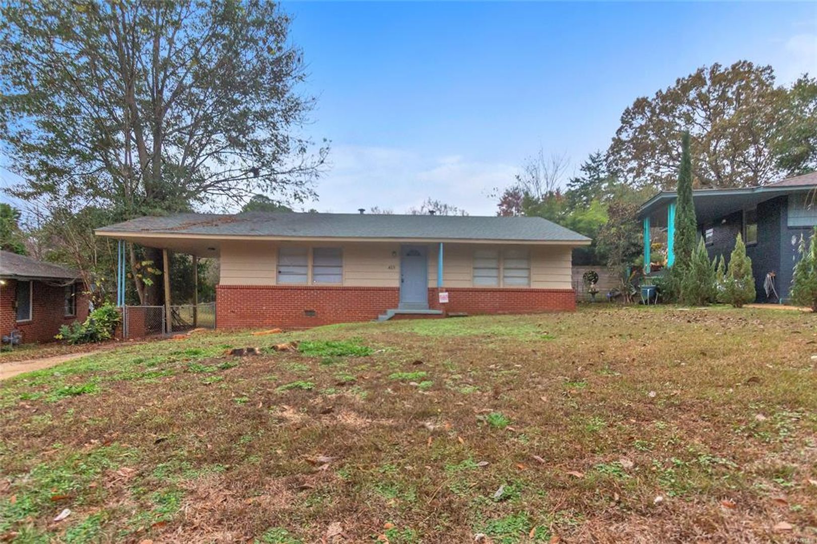 Montgomery House: 415 Forest Hills Drive