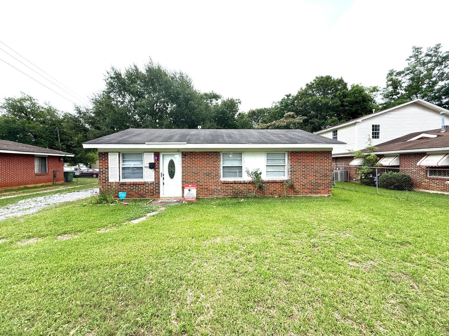 Montgomery House: 3024 Tyler Road