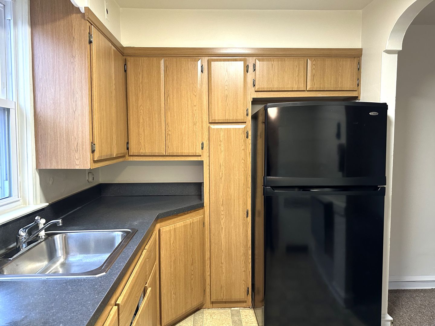 Philadelphia Apartment: 4934 Wynnefield Ave