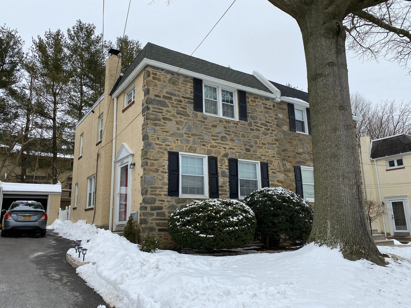 Ardmore House: 2311 Bryn Mawr Ave