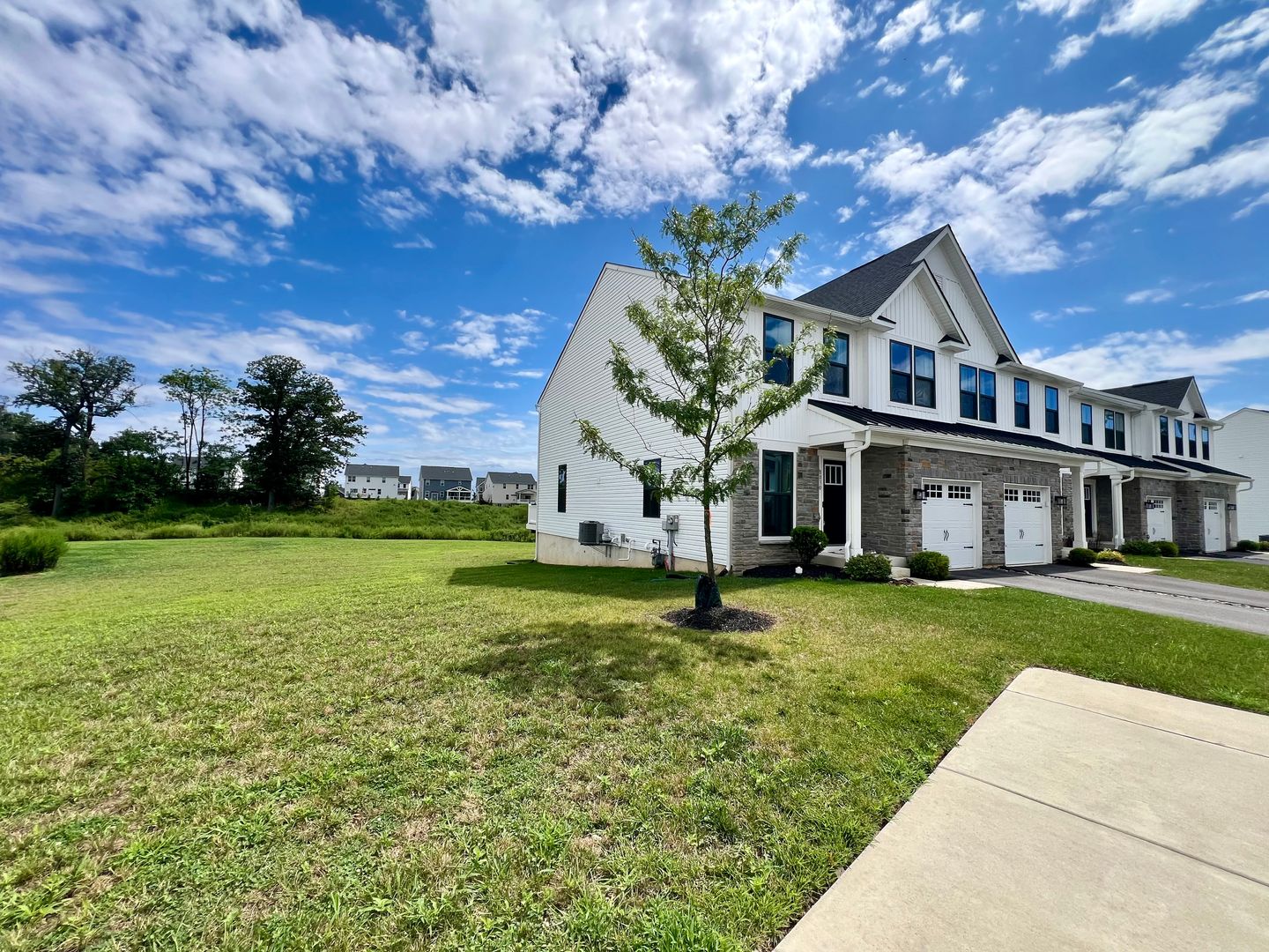Cheltenham House: 8030 Milltown Cir