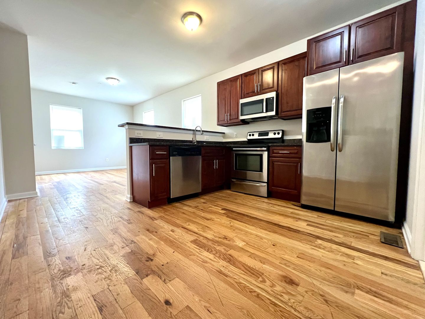 Philadelphia Apartment: 2106 N 17th St