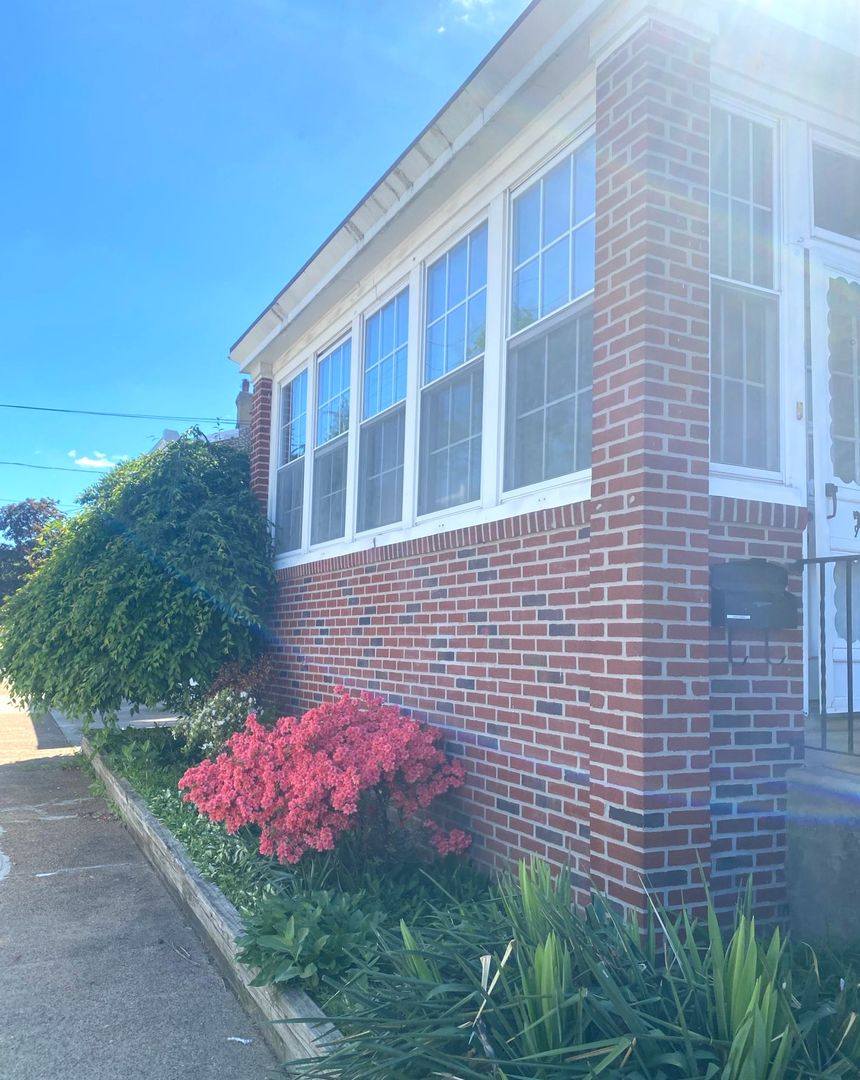 Philadelphia Apartment: 5817 Keystone St