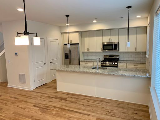 3 Bedroom Townhome – 2108 Kensington Walk, Philadelphia, PA 19125