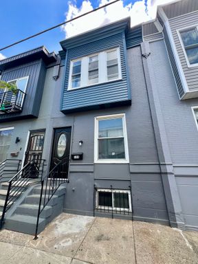 3 Bedroom Townhome – 124 E Wishart St, Philadelphia, PA 19134
