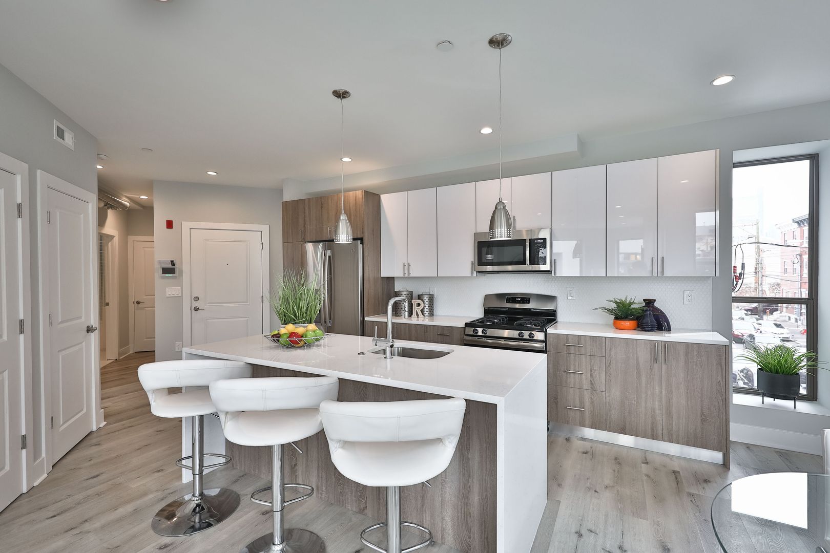 Philadelphia Apartment: 1540 Ridge Ave