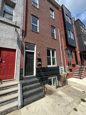 3 Bedroom Apartment – 2018 N 18th St. - Unit A, Philadelphia, PA 19121
