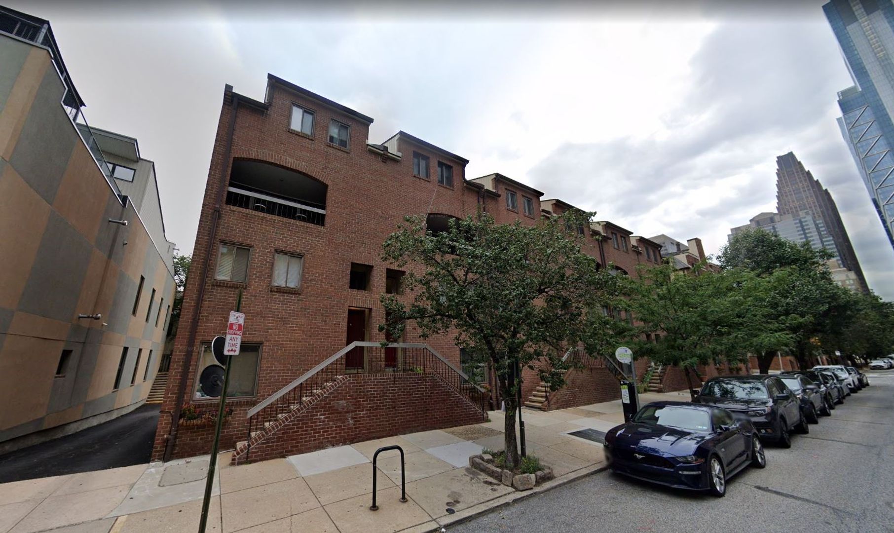 Philadelphia Condo: 2115 Arch St Unit B