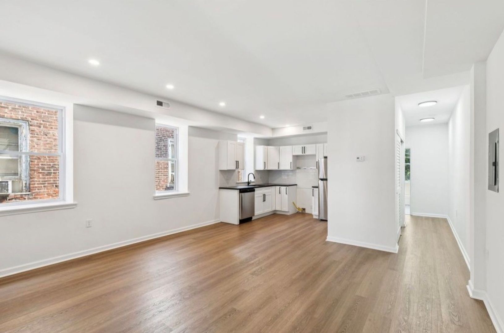 Philadelphia Apartment: 7 N 50th St