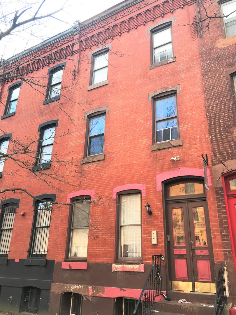 Philadelphia Apartment: 1708 W Diamond St.