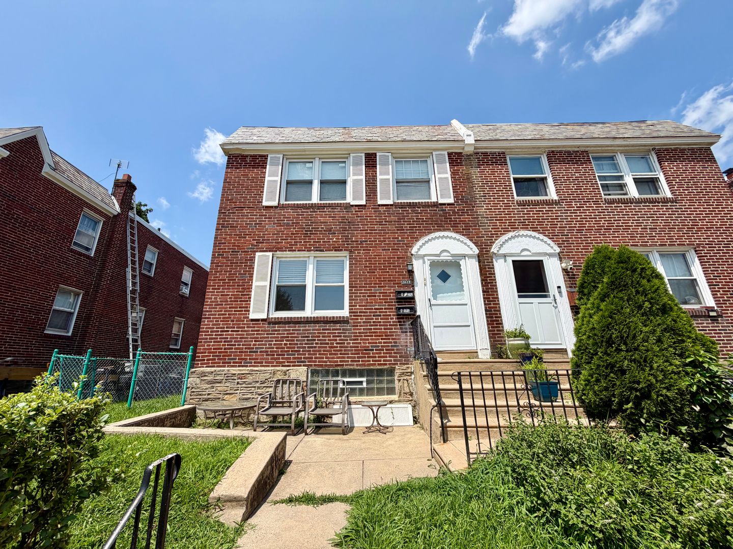 Philadelphia Apartment: 1617 Roumfort Rd