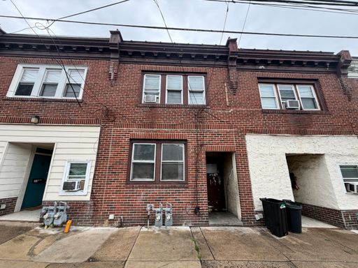 Stunning 1-Bedroom Home in the Heart of Collingdale! Available NOW!