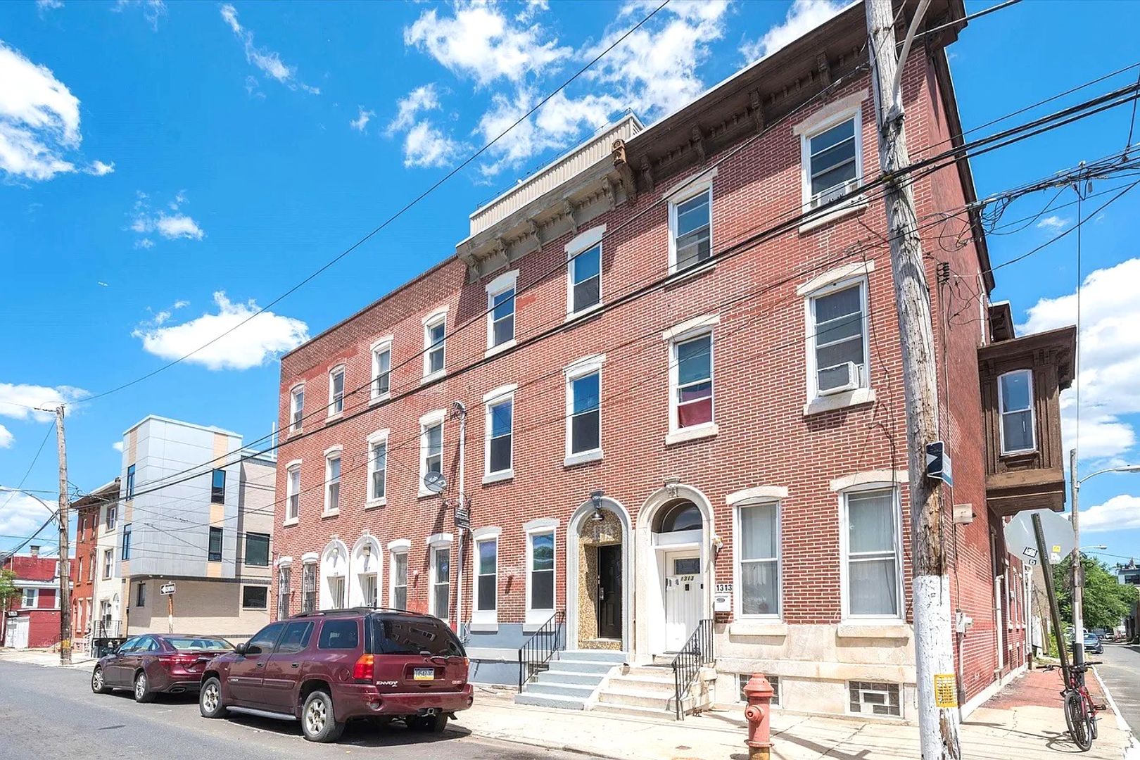 Philadelphia Apartment: 1315 N 19th St