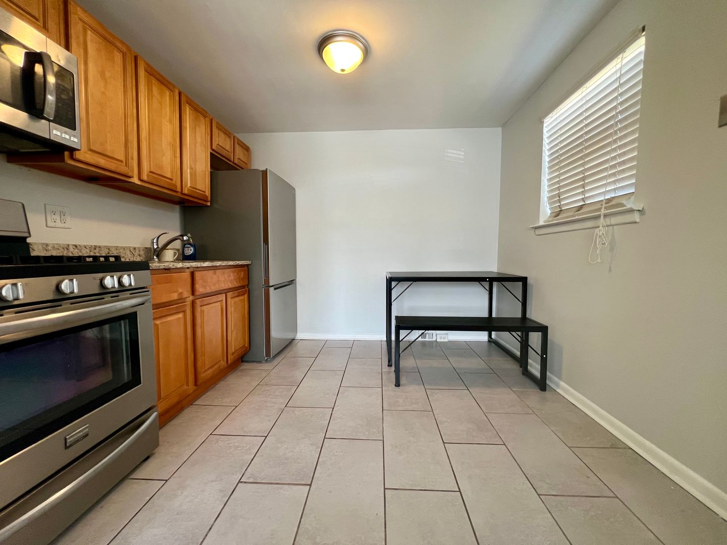 Philadelphia Apartment: 7201 Devon St