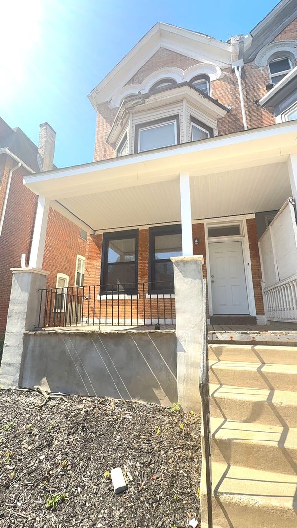 Philadelphia Apartment: 451 W Bringhurst St