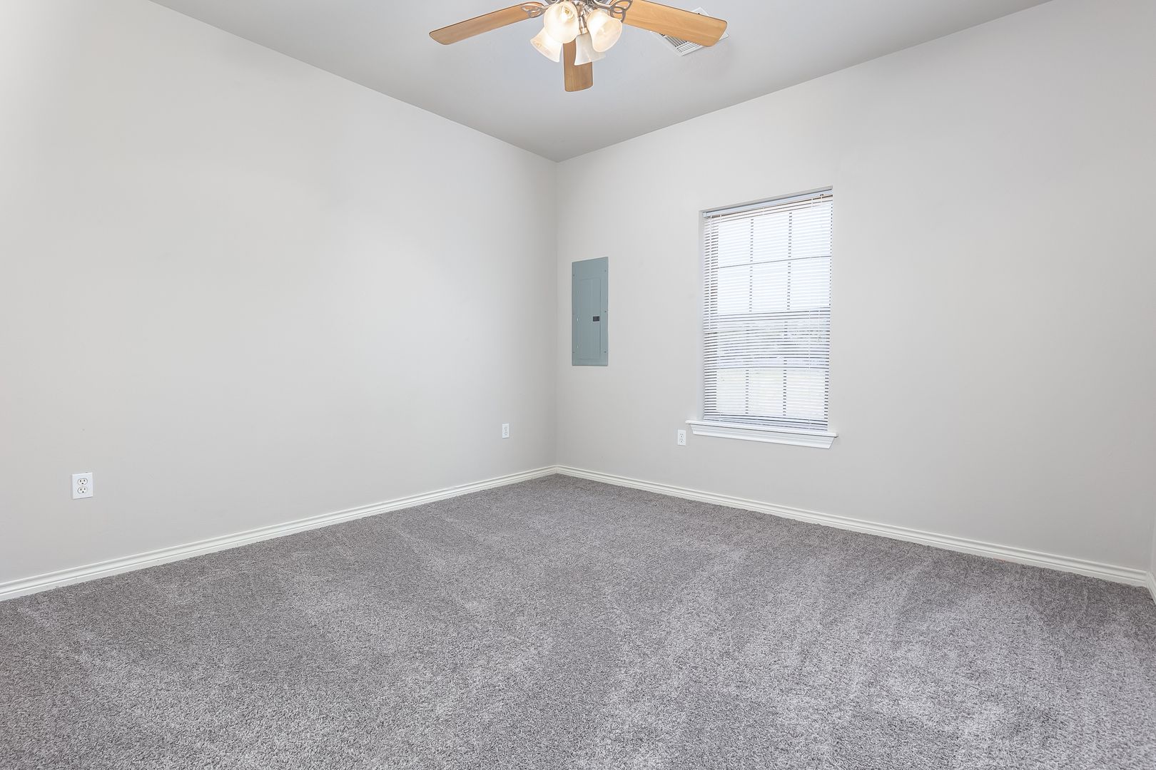 Blanchard Apartment: 300 Point Pleasant Ct