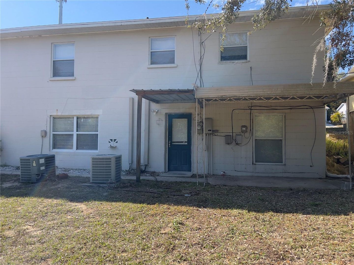 Clermont Apartment: 1247 Lakeview