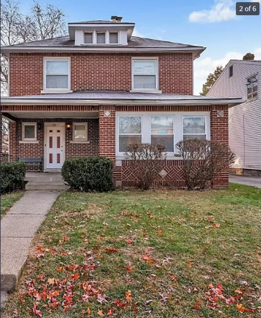 Toledo Apartment: 3014 Algonquin Pkwy