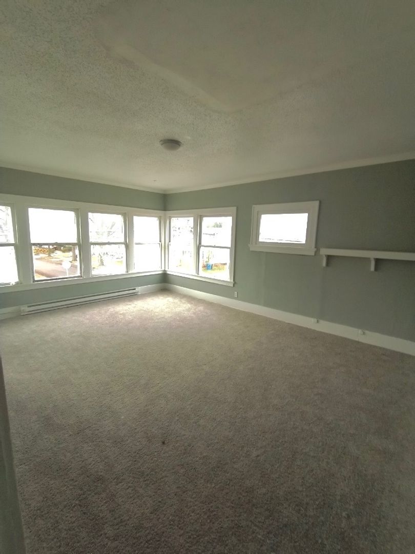 Toledo Apartment: 1752 Arlington Ave